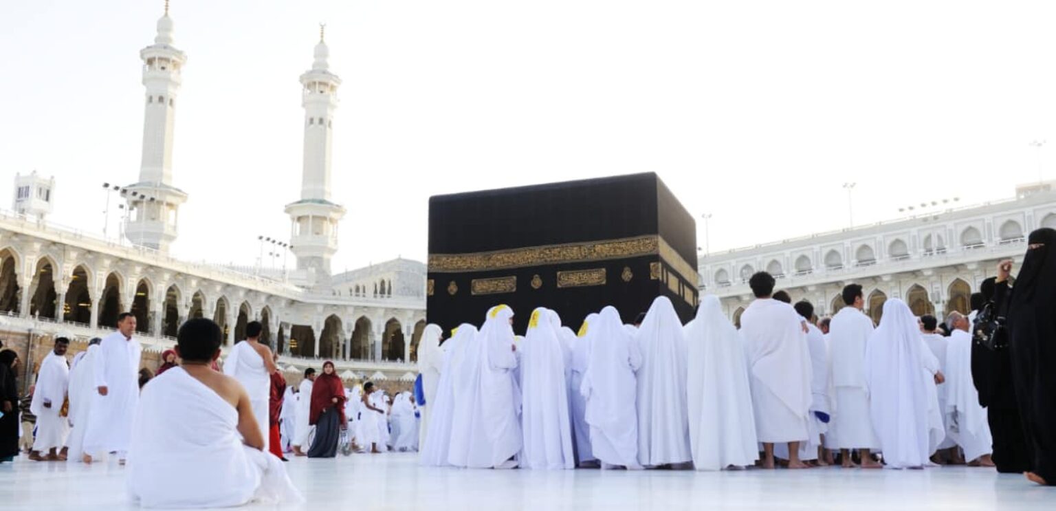 how to perform umrah